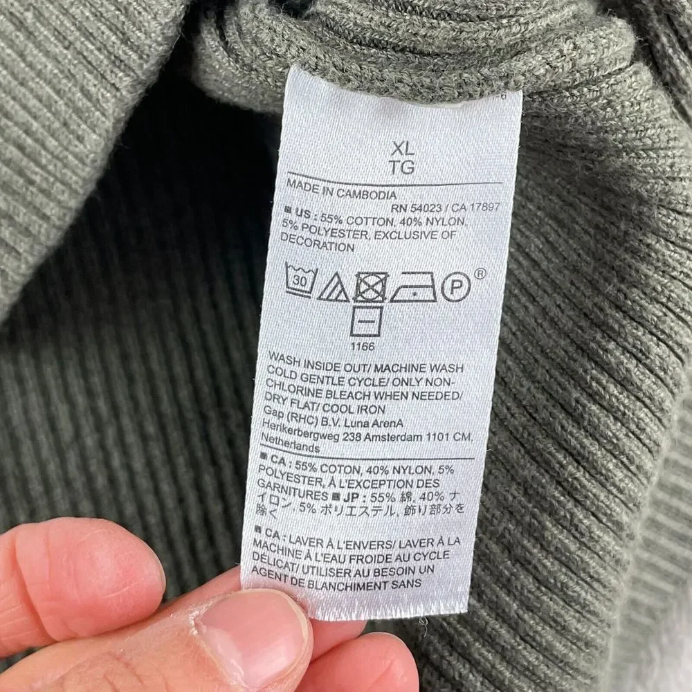 Banana Republic Utility‎ Sweater Men XL Green Hunting Military Shoulder Patches
